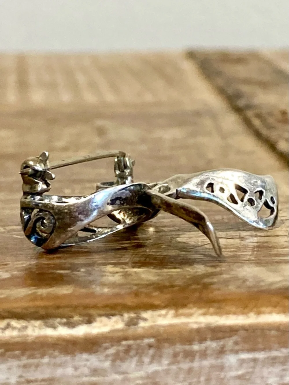 Silver Tone Bow Brooch Pin